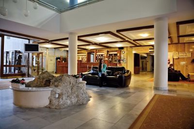 Hotel Ozón foyer